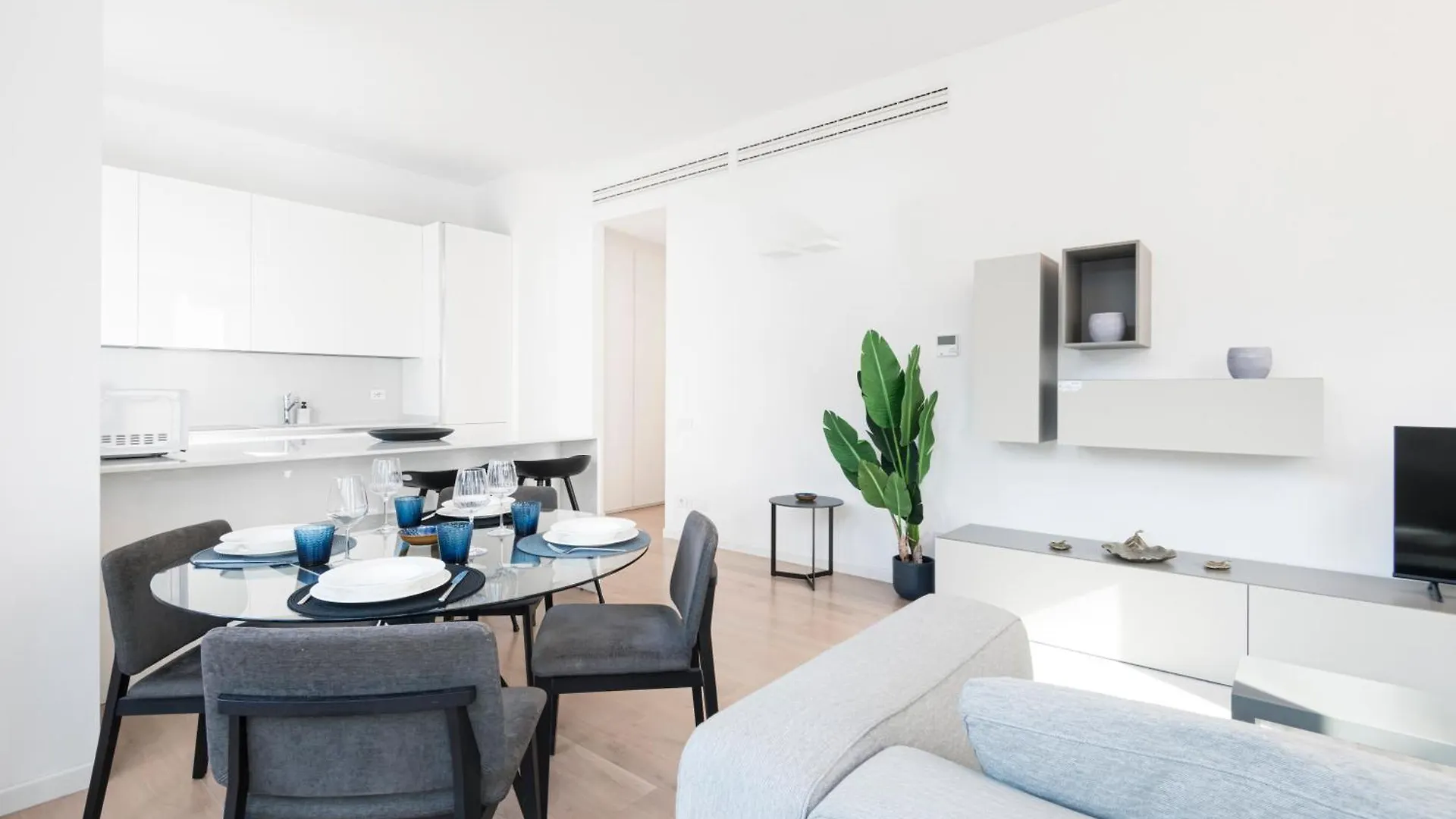 Apartamento Easylife - Sofisticata Dimora Con Rooftop Condominiale Vista Duomo Milán Italia