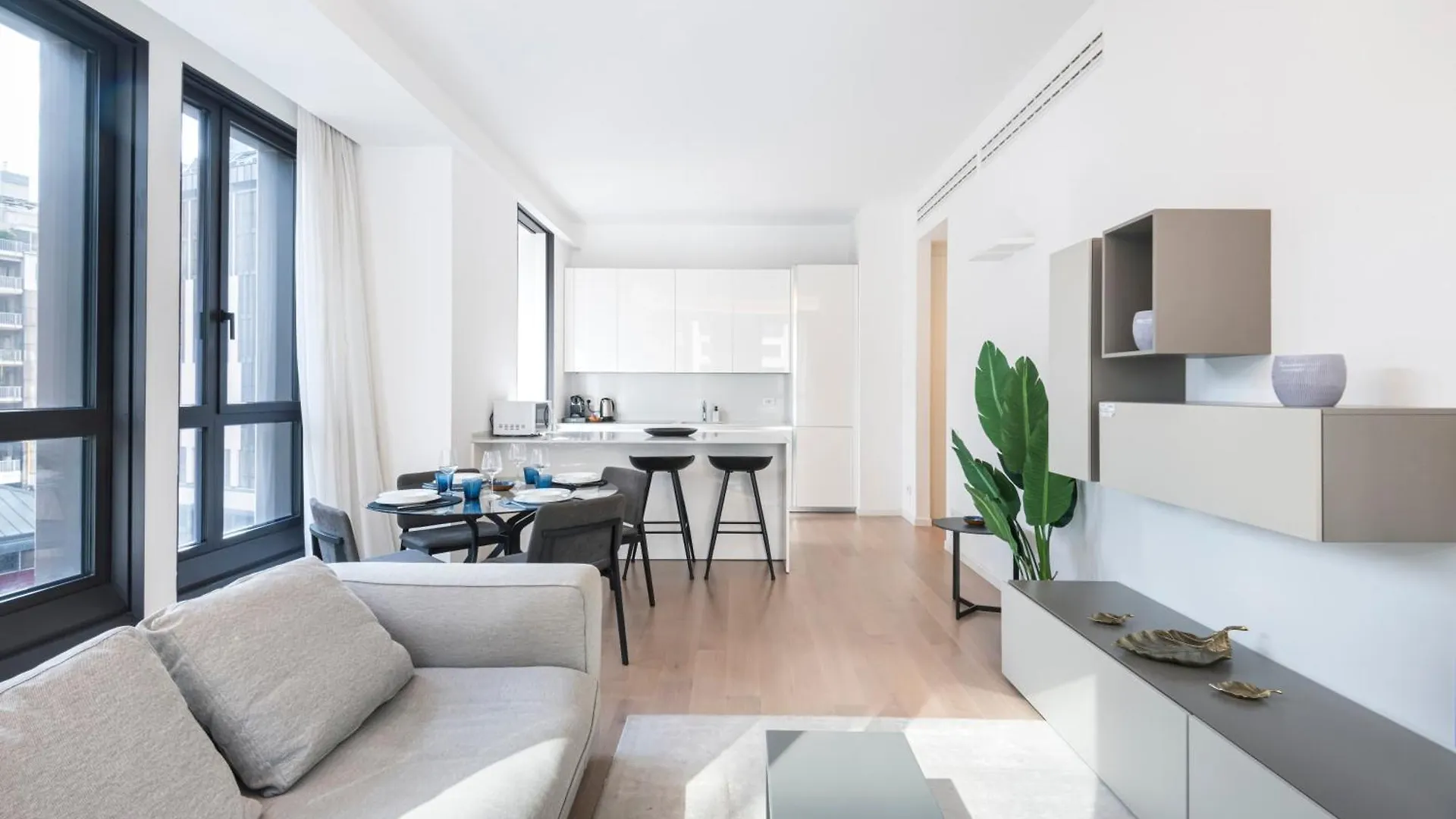 Easylife - Sofisticata Dimora Con Rooftop Condominiale Vista Duomo Milan Apartment