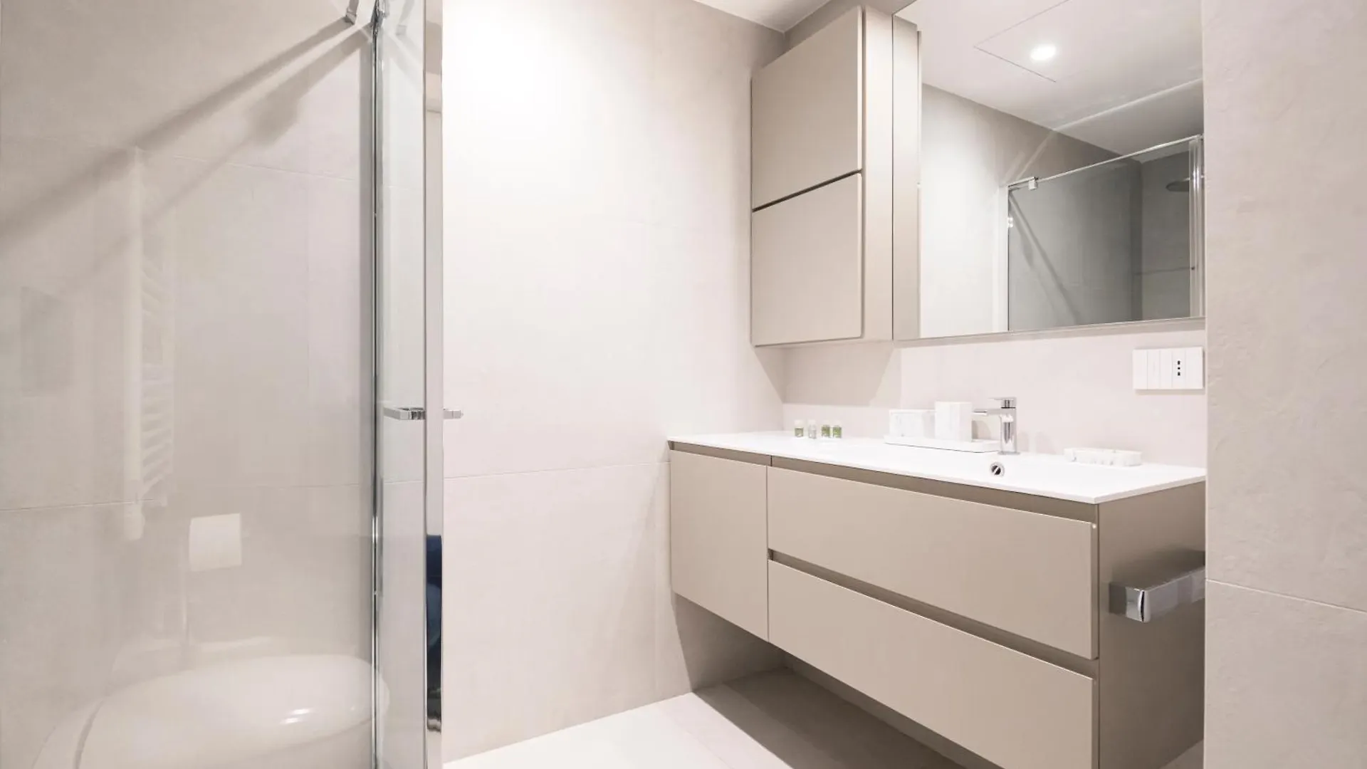 Easylife - Sofisticata Dimora Con Rooftop Condominiale Vista Duomo Milan